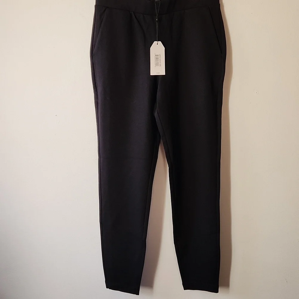 UNIVERSAL STANDARD Minimalist Moro Pocket Signature Ponte Pants Black, Size 6-8 - Picture 2 of 12